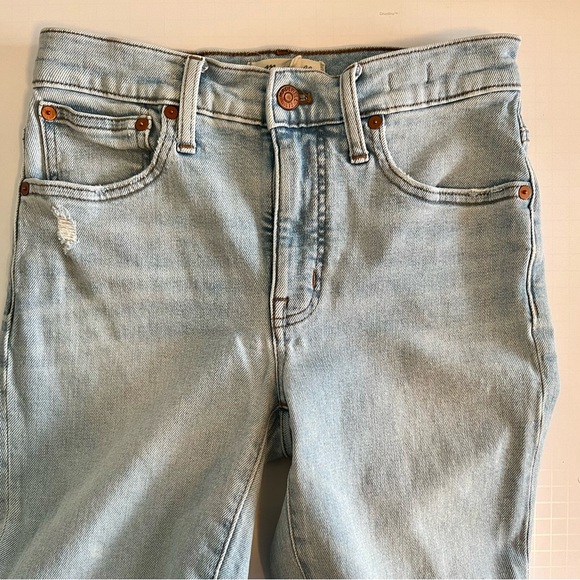 Madewell Mid-Rise Classic Straight Jeans - Picture 4 of 12